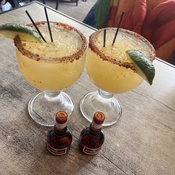 Hollywood Beach Cafe - The Lifeguard Margarita - Breakfast & Brunch Near Me - Oxnard, California Hollywood Beach Cafe - The Lifeguard Margarita - Breakfast & Brunch Near Me - Oxnard, California