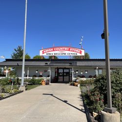 Amish Country Store & Maid Rite Diner - Store front, it's both the Amish store and the Iowa Welcome Center simultaneously