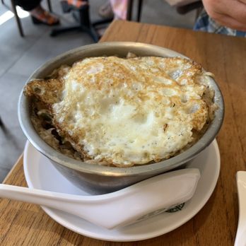 Tim Ho Wan - Steam rice with minced beef, minced beef layer is just underneath the egg, and the bottom part is fluffy long grain rice. - Dim Sum Near Me - Honolulu, Hawaii