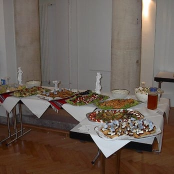 Hellas Feinkost - Specialty Food Near Me - Berlin, BE