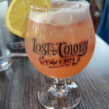Lost Colony Tavern - Strawberry Fields Pink Lemonade - Pubs Near Me - Manteo, North Carolina