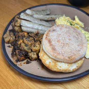 Bayside American Cafe - Scrambled eggs, English muffin, maple sausage, home fries - Breakfast & Brunch Near Me - Portland, Maine Bayside American Cafe - Scrambled eggs, English muffin, maple sausage, home fries - Breakfast & Brunch Near Me - Portland, Maine