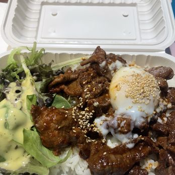Topped Waikiki - Spicy Bulgogi - Korean Near Me - Honolulu, Hawaii Topped Waikiki - Spicy Bulgogi - Korean Near Me - Honolulu, Hawaii