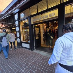Goodfellas Cigar Shop - Exterior
