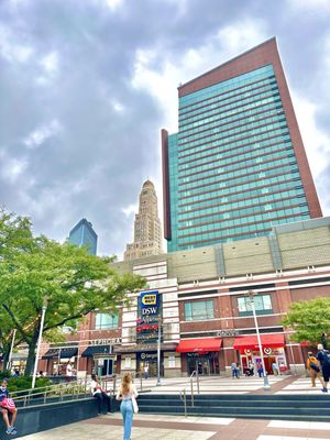 Atlantic Terminal Mall by null