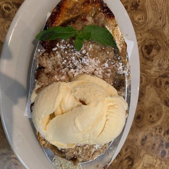 Crystal Beer Parlor - Gawgia Peach Cobbler - Southern Near Me - Savannah, Georgia