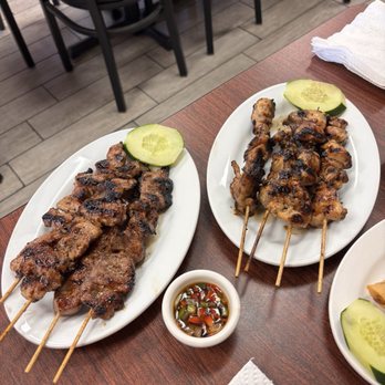 Mauro’s Grill And Cafe - pork and chicken skewers - Filipino Near Me - Plano, Texas