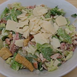 Freshii - Väldigt god Caesar med mycket ALLT