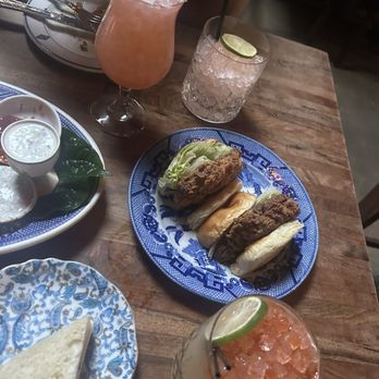 Expatriate - Cocktail Bars Near Me - Portland, Oregon