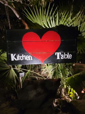 kitchen table by null