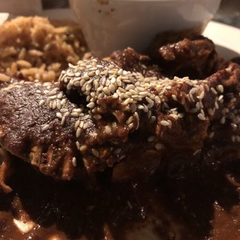 El Cisne Restaurant - Chicken Mole is to die for! Very traditional recipe that is as authentic as it gets. - Mexican Near Me - Tucson, Arizona El Cisne Restaurant - Chicken Mole is to die for! Very traditional recipe that is as authentic as it gets. - Mexican Near Me - Tucson, Arizona