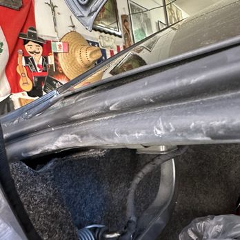 Topline Collision Center - More scuffs that don't come off - Body Shops Near Me - North Hills, California Topline Collision Center - More scuffs that don't come off - Body Shops Near Me - North Hills, California
