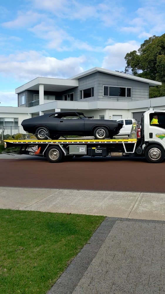 BUSSELTON TILT TRAY Updated April 2024 61 West Street, Busselton Western Australia