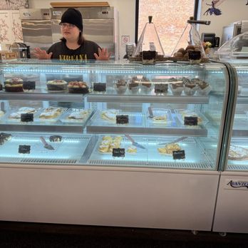 Touch Of Europe - Baked goods - Patisserie/Cake Shop Near Me - Lima, Ohio