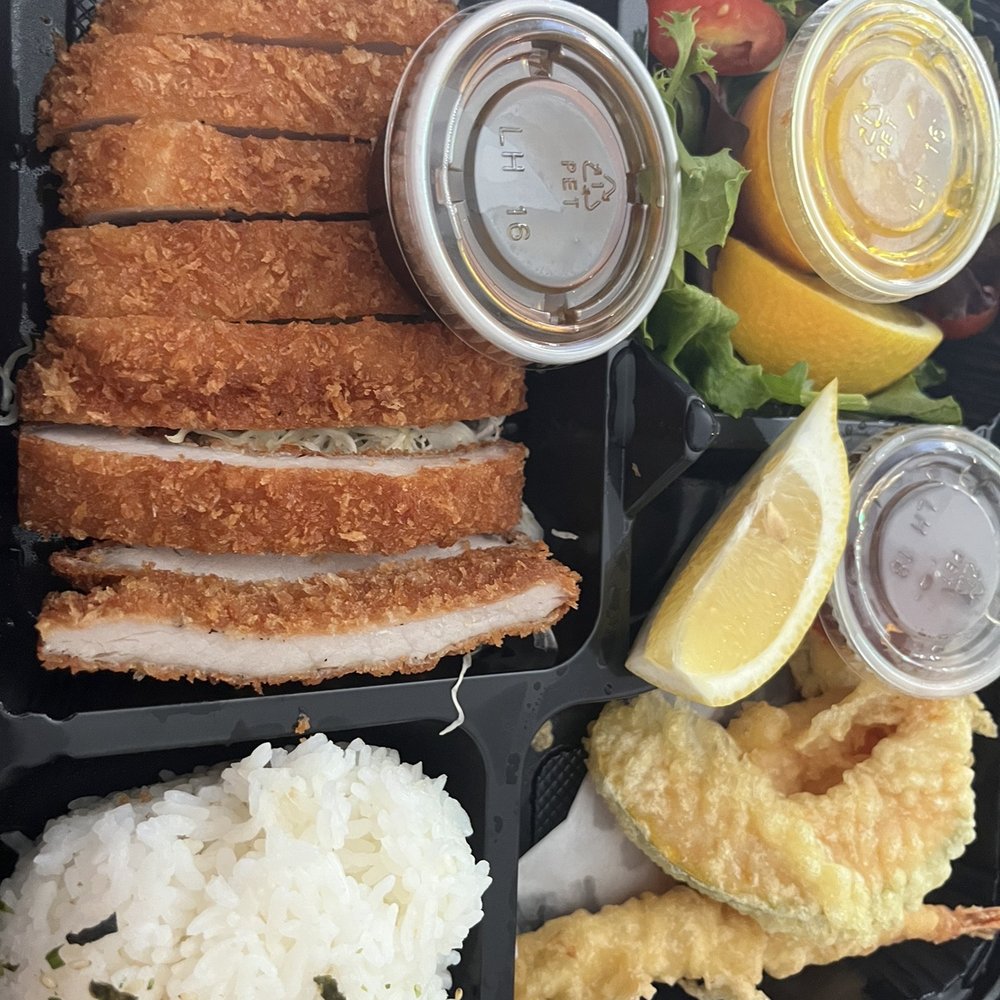Fuji Sushi - Sushi Bars Near Me - Seattle, Washington Fuji Sushi - Sushi Bars Near Me - Seattle, Washington