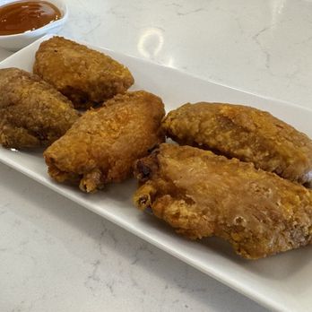 Pho Sunrise - Crispy Fried Chicken Wings ($10.75) - Vietnamese Near Me - Surrey, British Columbia