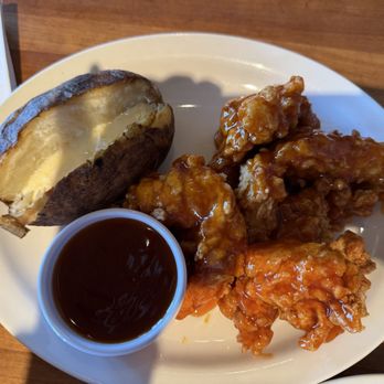 Cheddar's Scratch Kitchen - Chicken Tender Platter (No. 8 Special) - American Near Me - Norman, Oklahoma
