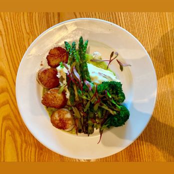 Roots Restaurant and Bar - Scallops - New American Near Me - Camas, Washington Roots Restaurant and Bar - Scallops - New American Near Me - Camas, Washington