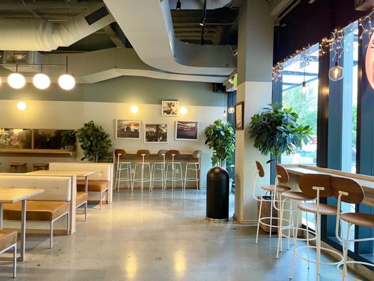 JOE & THE JUICE by null