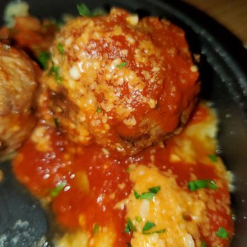 Il Mio - Meatballs with Polenta - Italian Near Me - Clarendon Hills, Illinois Il Mio - Meatballs with Polenta - Italian Near Me - Clarendon Hills, Illinois