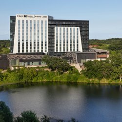 Omni Viking Lakes Hotel