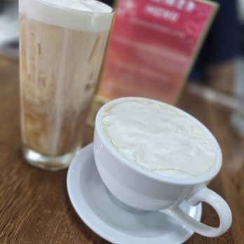 La Casita Bakeshop - Black Sesame Hojicha Latte - Bakeries Near Me - Richardson, Texas