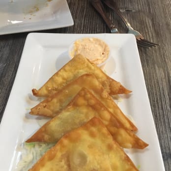 Da Kitchen Maui - Pork won ton - Hawaiian Near Me - Kihei, Hawaii Da Kitchen Maui - Pork won ton - Hawaiian Near Me - Kihei, Hawaii