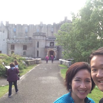 Dunvegan Castle - Landmarks & Historical Buildings Near Me - Dunvegan, HLD Dunvegan Castle - Landmarks & Historical Buildings Near Me - Dunvegan, HLD