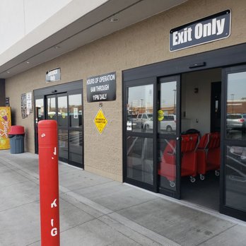 Waremart by Winco - the exit only sign - Grocery Near Me - Ontario, Oregon