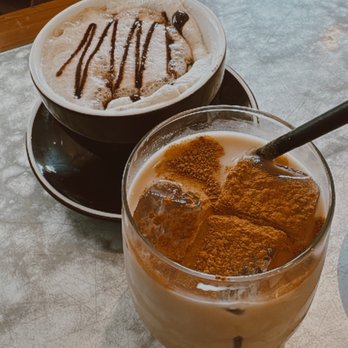 Shorehouse Kitchen - Hershey hot latte and dulce de leche chai latte iced - Breakfast & Brunch Near Me - Carlsbad, California Shorehouse Kitchen - Hershey hot latte and dulce de leche chai latte iced - Breakfast & Brunch Near Me - Carlsbad, California