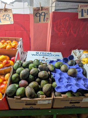 El Chico Produce by null