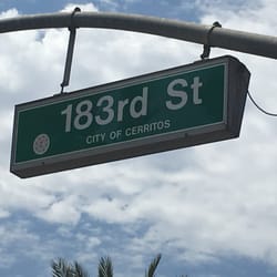 Packaged To Go - 183rd St. intersection sign