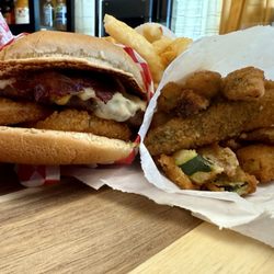 Cali Style Burger - Single Patty Western Burger with Zucchini Fries