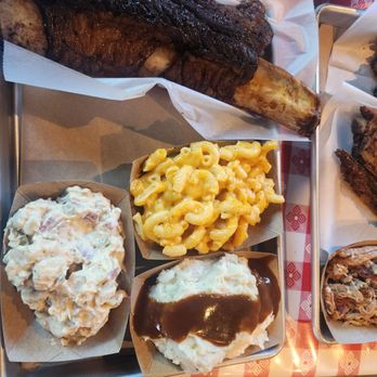 Black's BBQ - Barbeque Near Me - San Marcos, Texas