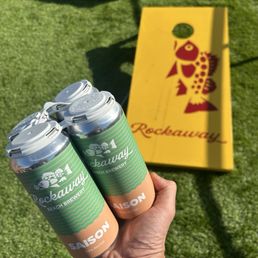 Saison 4-pack to go!