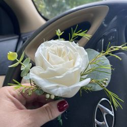 Flowers by Webster - Boutonniere