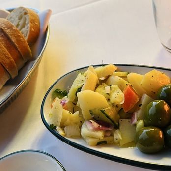 Pascarella - Bread with olives and potatoes complementary - Italian Near Me - Berlin, BE Pascarella - Bread with olives and potatoes complementary - Italian Near Me - Berlin, BE