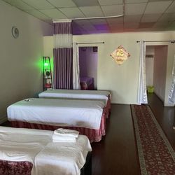 China Taiji Foot Massage - Workspace