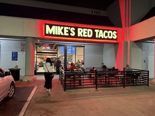 Mike's Red Tacos by null