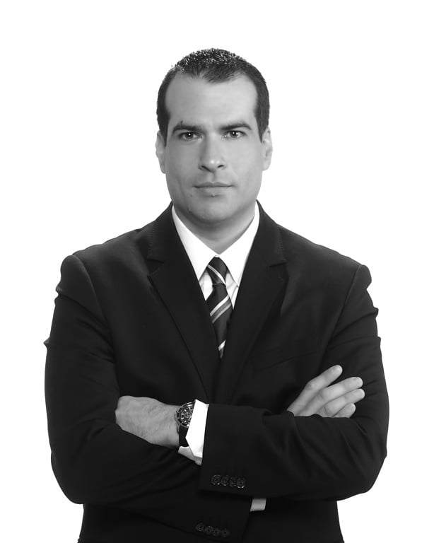Pineiro Law - immigration attorney in Miami, FL