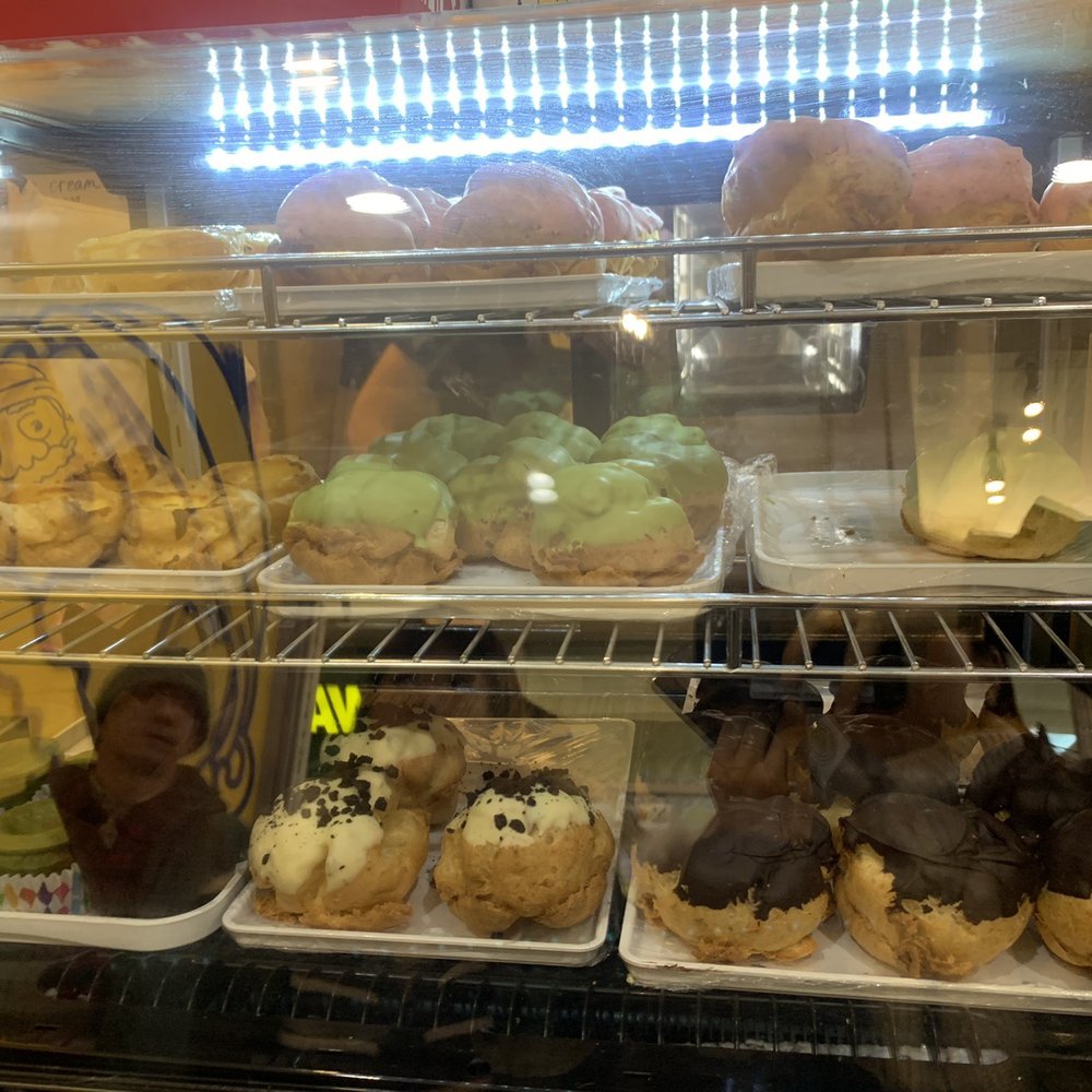 Beard Papa's - Desserts Near Me - Flushing, New York