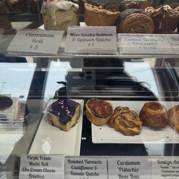 Saku Saku Flakerie - Display - Bakeries Near Me - Washington, DC, District of Columbia