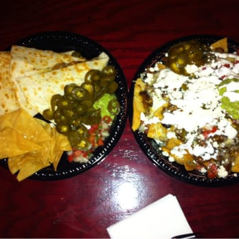 El Guapo's - Late-Night - Pollo Asada Santiago Super Quesadilla and Carne Asada Santiago Nachos - Mexican Near Me - Campbell, California