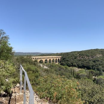 Pont du Gard - If you hike from left side you can get great photos - Landmarks & Historical Buildings Near Me - Vers-Pont-du-Gard, 30