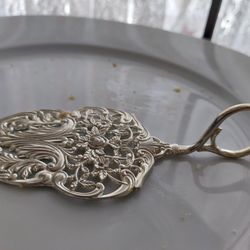 The Tea Nook - Beautiful serving pieces