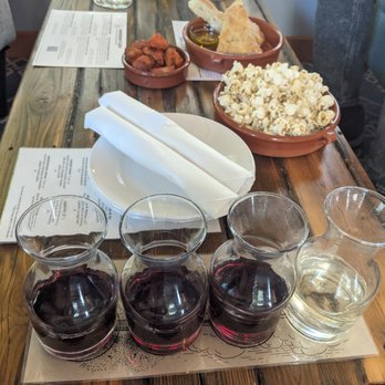 Sokol Blosser Winery - 50th anniversary tasting flight, popcorn, potatoes + romesco, focaccia + fat. - Wineries Near Me - Dayton, Oregon