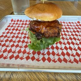 Yo Mama's chicken sandwich Yo Mama's chicken sandwich