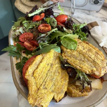 Hatch 44 Cafe - Cafes Near Me - Metuchen, New Jersey