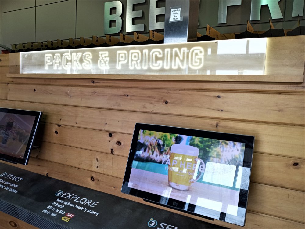 THE BEER STORE 8825 Yonge Street, Richmond Hill, Ontario, Canada