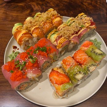 MUSE Fusion+Sushi - Four different rolls - Sushi Bars Near Me - Austin, Texas MUSE Fusion+Sushi - Four different rolls - Sushi Bars Near Me - Austin, Texas